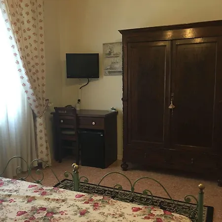 Vendégház La Casa Di Ugo